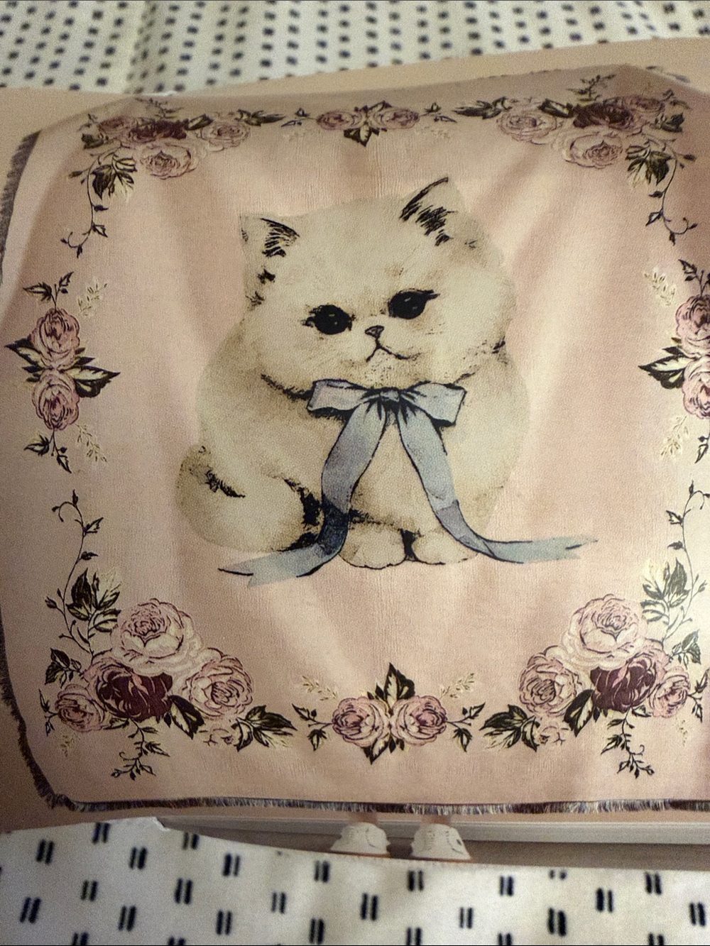 “Teen Home”. Cat Woven Throw